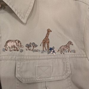 Vintage Velcro Safari Short Sleeve with giraffe and elephant embroidery Size L